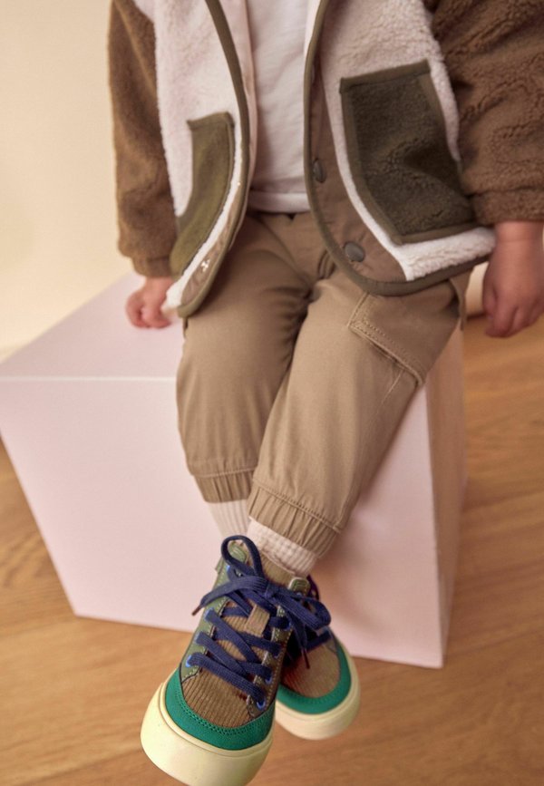 WITH ZIP FASTENING - REGULAR FIT - Lauflernschuh