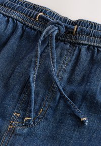 PULL-ON ELASTICATED - Lühikesed teksad - dark blue