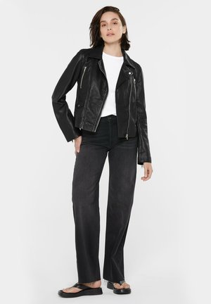 Blazer - black
