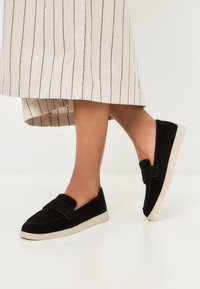 Cesare Gaspari FLAT SOLE - Mokasíny - black