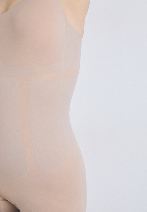 SHAPEWEAR EXTRA FIRM SEAMLESS BODY BRIEFER SECURE SCULPT - Shapewear - cedar3