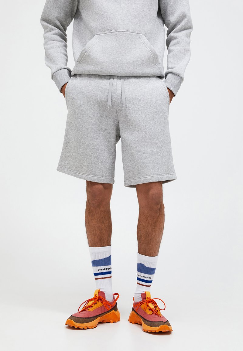 Peak Performance Shorts - grau