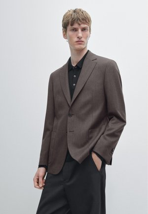 TWO-BUTTONED WITH LAPEL COLLAR - Suit jacket - dark brown