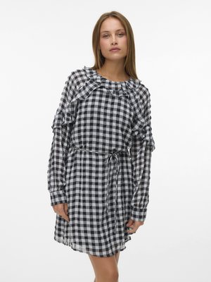 VMSIA SHORT FLOUNCE DRESS - Φόρεμα ημέρας - black/cloud dancer