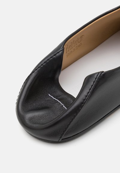 MM6 Maison Margiela BALLET SHOE - Zapatos sin cordones - black