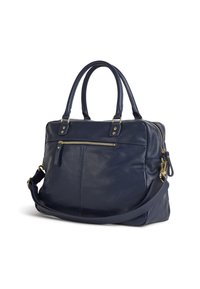 Marineblaue Ledertasche mit zwei Griffen und abnehmbarem Schultergurt. Verfügt über eine vordere Reißverschlusstasche und goldfarbene Beschläge. Strukturiertes Design.