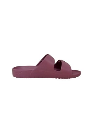 Un singolo sandalo slip-on marrone scuro con due ampie fasce e suola testurizzata, mostrato di lato su sfondo bianco.