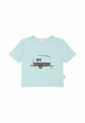Jasnoniebieska koszulka z krótkim rękawem z miękkiej bawełny z grafiką brązowego i białego vintage'owego przyczepy kempingowej. Zatrzaski na ramieniu ułatwiają zakładanie.
