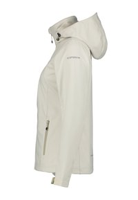 Chaqueta softshell con capucha color beige claro, con bolsillo con cremallera en el lateral y correa ajustable en la muñeca, vista desde el lado izquierdo.