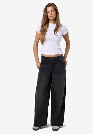 NMKETTIE WIDE LEG JEANS - Leveälahkeiset - black denim