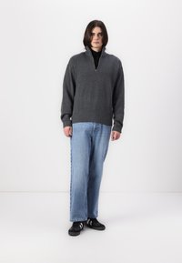 Jack & Jones JOROLLIE HALF ZIP - Pullover - iron gate