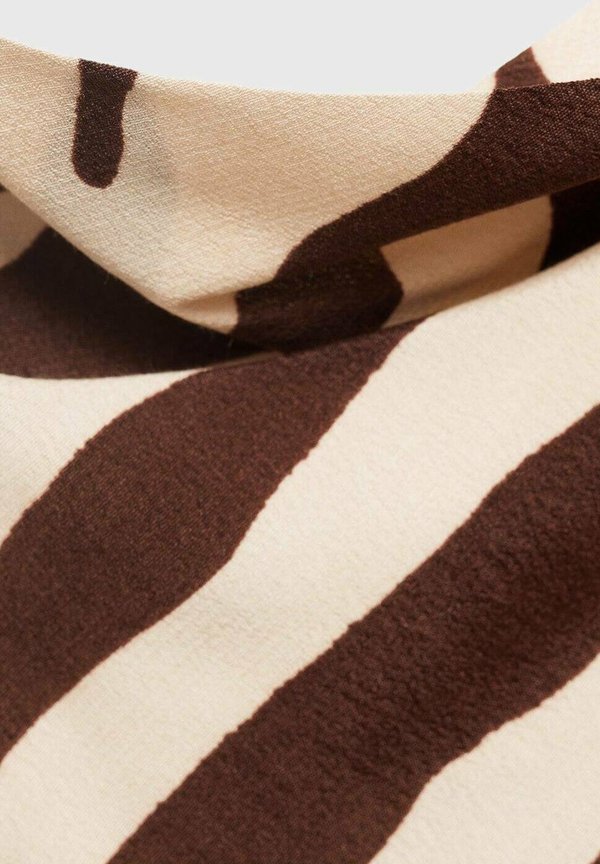 ANIMAL DRAPED NECKLINE - Day dress3