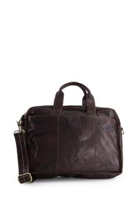 Brun læder dokumentmappe med to håndtag ovenpå, aftagelig skulderrem, struktureret overflade, frontlomme og subtile syninger.