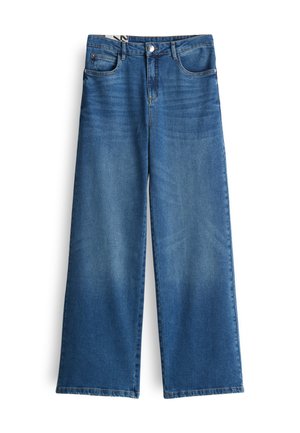 Blaue Jeans mit weitem Bein, hoher Taille, vorderer Knopfleiste und Fünf-Taschen-Design, dargestellt auf weißem Hintergrund.