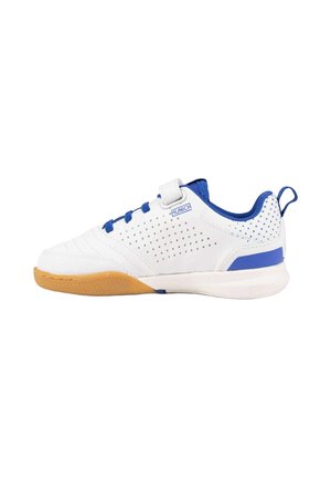 Zapatilla deportiva blanca y azul con suela de goma, orificios de ventilación laterales, cordones azules y logo "Munich" en el lateral.