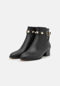 MICHAEL Michael Kors Botki