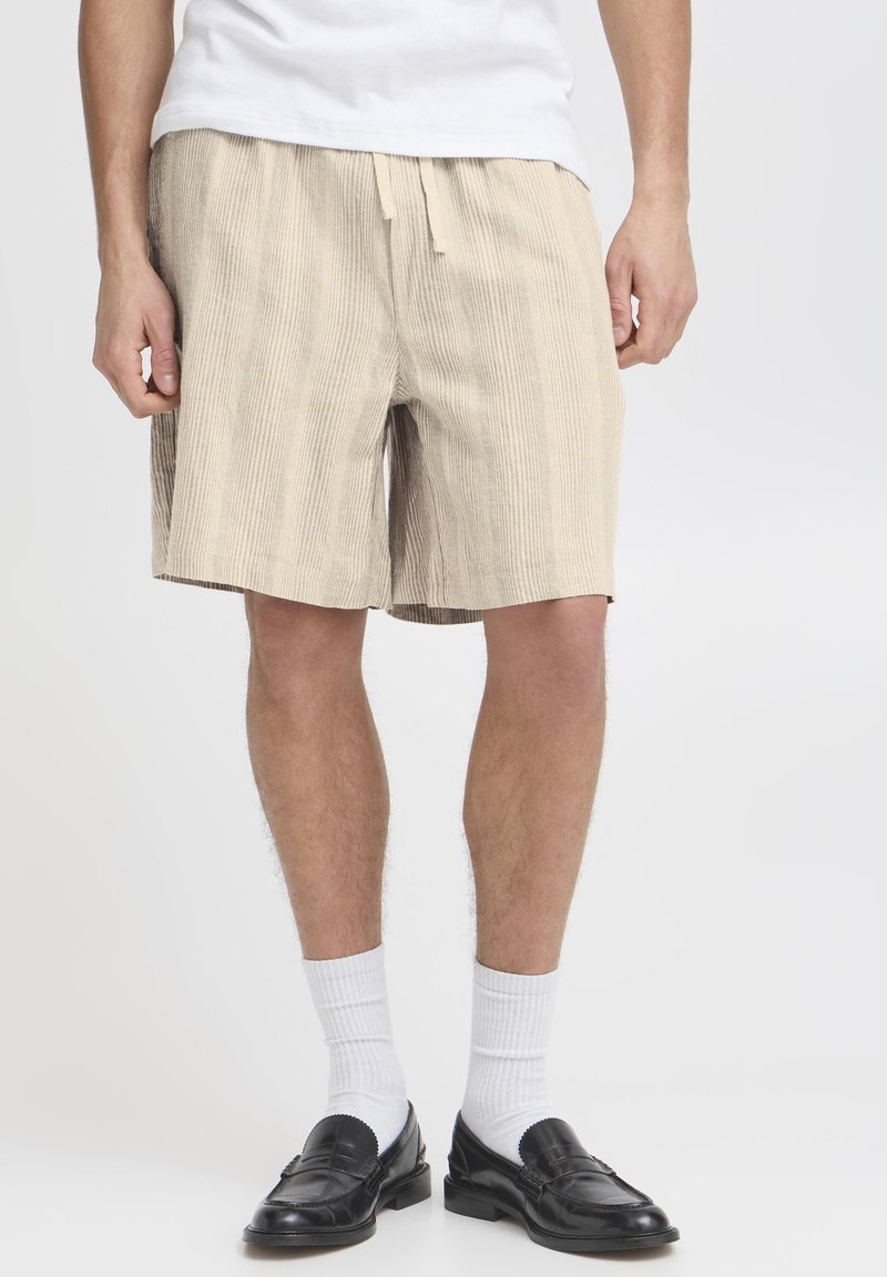 Solid SDLIAM LINEN MIX - Shorts - vetiver