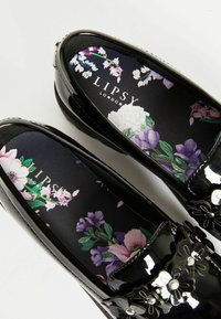 Lipsy LOAFER SCHOOL  - Jalga libistatavad jalanõud - black