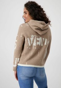 Monari Kapuzenpullover - milk chocolate gemustert