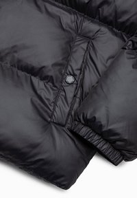 Niet geselecteerd, black