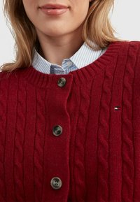 Tommy Hilfiger Chaqueta de punto - dark red
