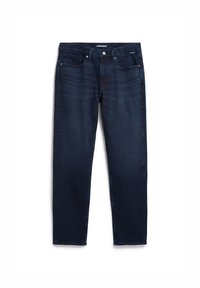 Jeans de mezclilla azul oscuro con un diseño de pierna recta, cinco bolsillos y cierre de botón. Presenta un ligero desgastado y detalles de costura.