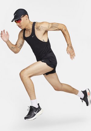Nike Fast Men's Dri-FIT Running Singlet — foto 2