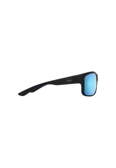 Gafas de sol negras de gran tamaño con lentes espejados azules, textura mate, montura angular y un logo sutil en el lado.