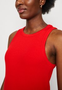 Tommy Hilfiger SLIM TANK - Topper - fireworks