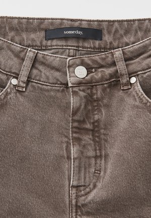 someday., MID RISE CURVED FIT - Jeans Relaxed Fit - taupewood