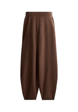 OYSHO, BALLOON-FIT KNIT TROUSERS - Pantalon classique - cocoa