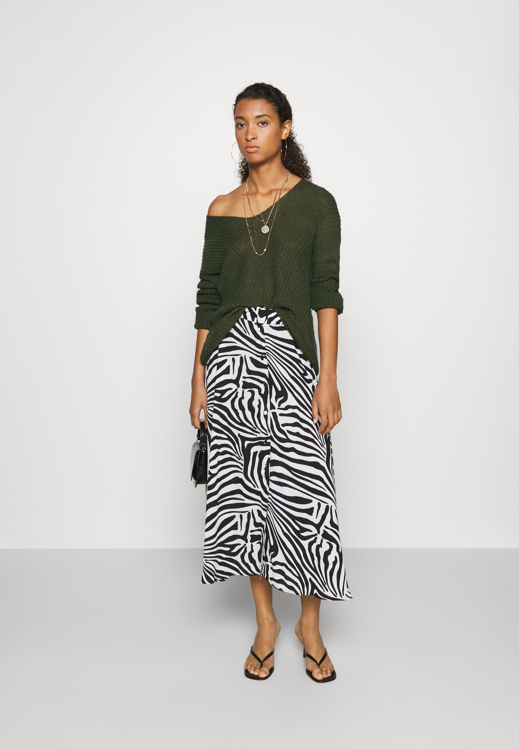 JDY JDYNEW MEGAN Strikkegenser forest nightkhaki JDY JDYNEW MEGAN Strikkegenser forest nightkhaki