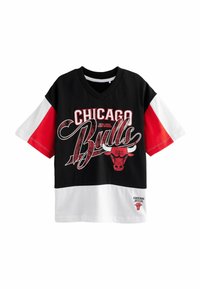 Next OVERSIZED NBA LICENSED CHICAGO BULLS - REGULAR FIT - Triko s potiskem - black red