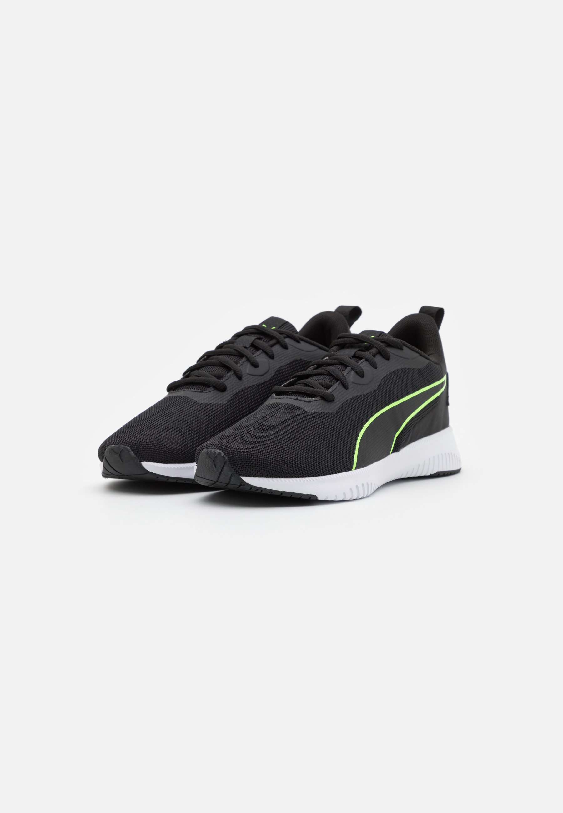 Puma FLYER FLEX UNISEX - Trainingsschoen - black/green glare/zwart - Zalando .nl