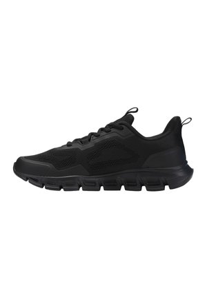 Baskets noires de sport avec une tige en maille, des détails texturés, une semelle rembourrée et un design épuré. Elles sont dotées d'un système de laçage et de languettes de traction.