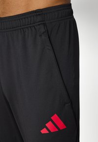 adidas Performance LIVERPOOL FC TIRO 25 COMPETITION TRAINING PANTS - Article de supporter d'équipe de club - black