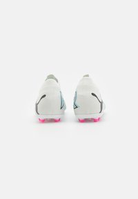 Puma FUTURE 7 MATCH MG - Scarpe da calcio per terreni duri - white/black/poison pink