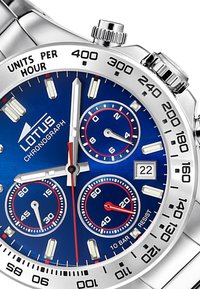 Lotus Montre à aiguilles - silberfarben