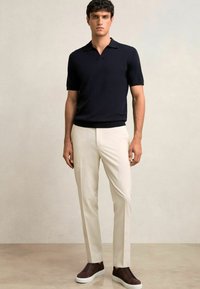 Reiss FOUND SLIM FIT INTERNAL DRAWSTRING - Chino - stone