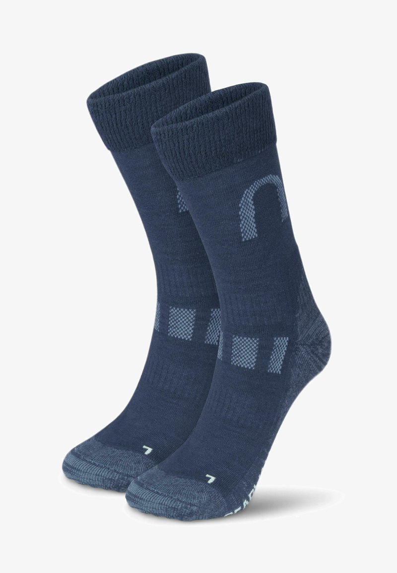 Marineblaue Crew-Socken mit einem strukturierten Bündchen, gemusterten Akzenten sowie verstärkter Zehen- und Fersenpartie für Strapazierfähigkeit. Weiches, dehnbares Material.