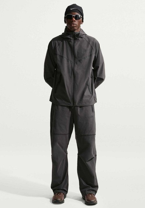Nike Jacke — foto 2