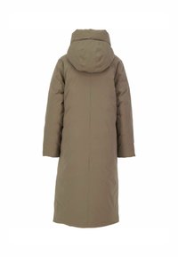 Lang, geïsoleerde parka in olijfgroen, met een gladde buitenkant, lange mouwen en een rechte zoom. Minimalistisch ontwerp zonder zichtbare hardware.