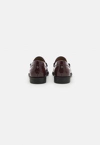 BOSS LYCIA - Pantofi slip-on - dark red