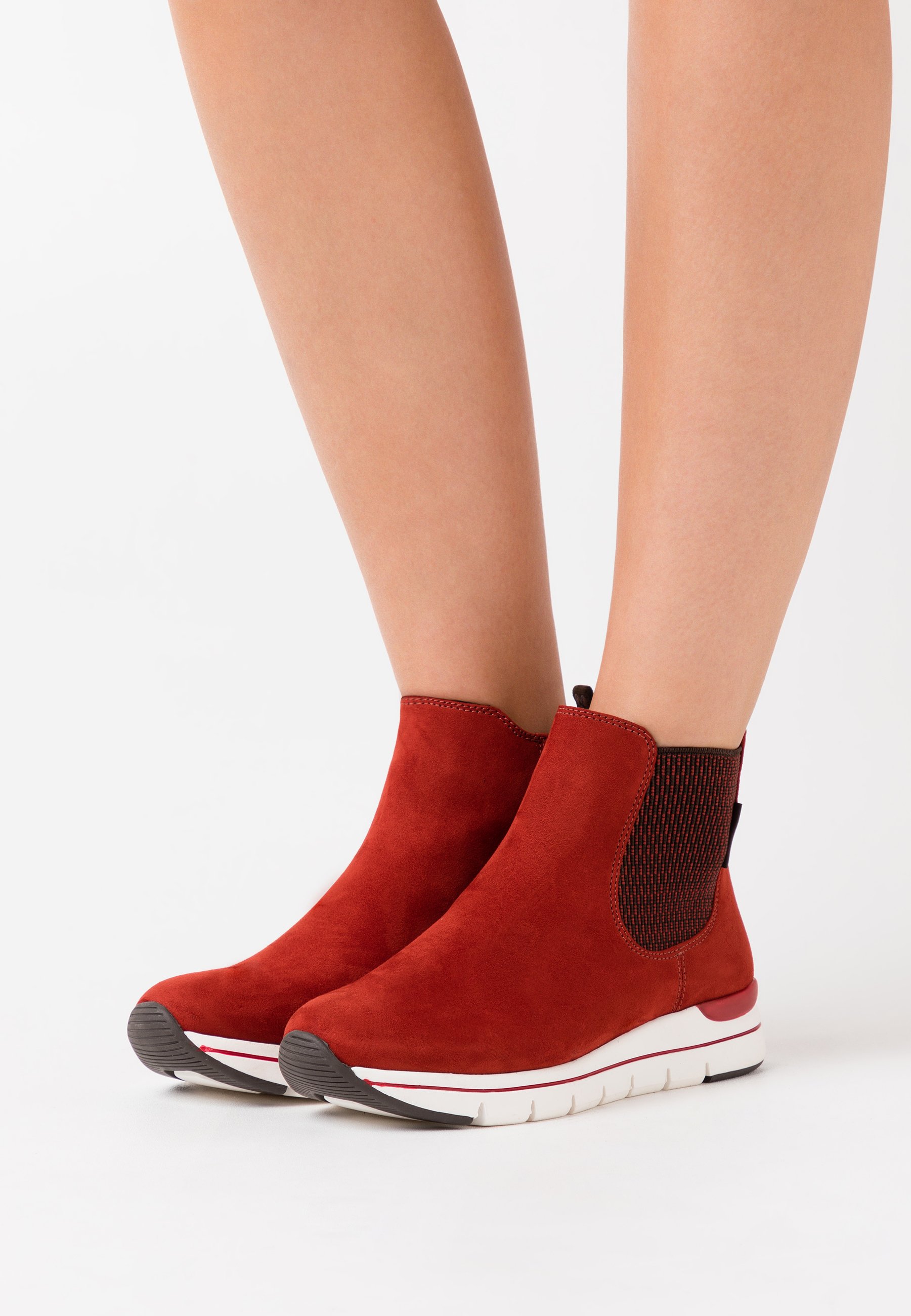 LOVE OUR PLANET by MARCO TOZZI BOOTS Nilkkurit brick LOVE OUR PLANET by MARCO TOZZI BOOTS Nilkkurit brick
