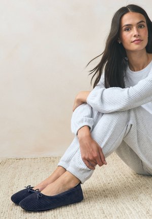 Next REGULAR FIT  - Slippers - navy