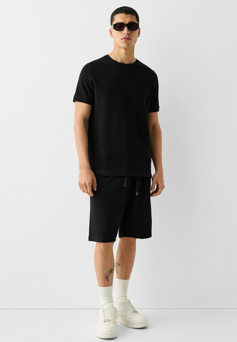 Bershka Shorts zwart Bershka Shorts zwart