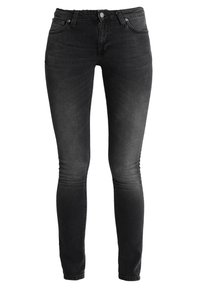 Svarta denim skinny jeans med en mjuk textur, femficksdesign, knappstängning och subtil blekning längs benen för detalj.