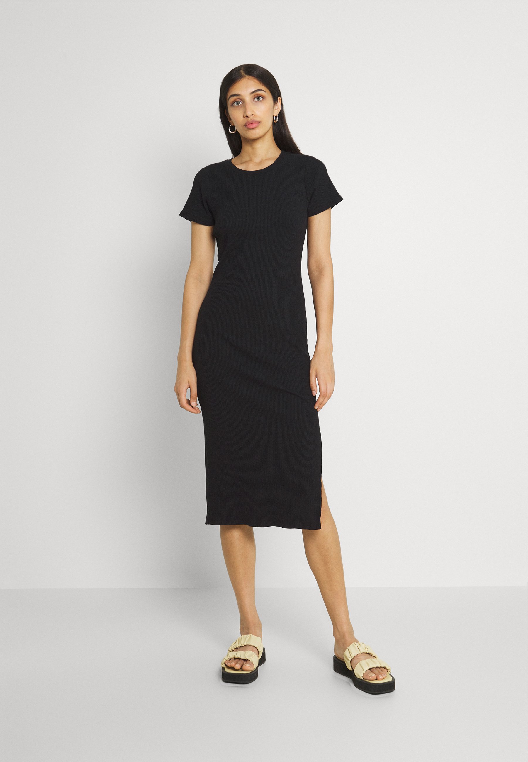 ESSENTIAL SPLIT SHORT SLEEVE MIDI DRESS 