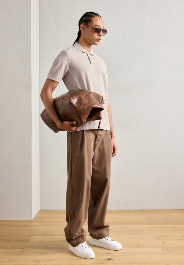 SHORT SLEEVE SLITS AT HEM - Polo shirt - gray silk3