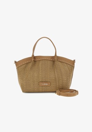 Kožená taška světle hnědé barvy s koženým lemováním, dvojitými držadly, odnímatelným ramenním popruhem a obdélníkovou značkovou nálepkou na přední straně.